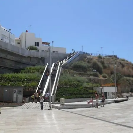 公寓 Rosamar Sea View And Pool