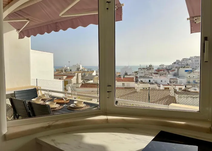 Rosamar Sea View And Pool Apartment *